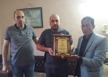 إرادة جيل بكفرالشيخ يكرم الطبيب الانسان “محمود قنيبر” أحد أبطال جيش مصر الأبيض