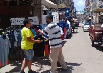 عادل عبد الفتاح رئيس حي يواصل المتابعة المستمره لرفع جميع كافة الأشغالات والمخالفات بنطاق الحى