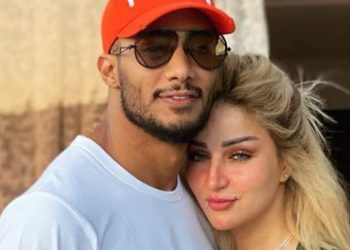   محمد رمضان وصور رومانسيه مع زوجتة،مراتي حبيبتي وشريكه حياتي