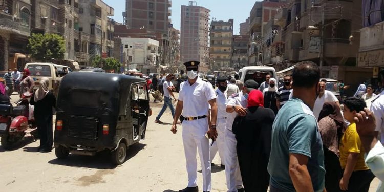 النمس يكشر عن انيابه..فض سوق ابو دراع والزراعة بالمحلة