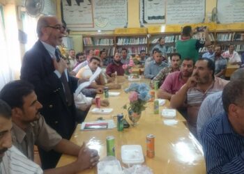 أيمن زنون وعم أمين