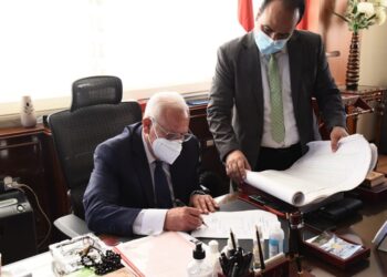 محافظ بورسعيد يعتمد نتيجة مدارس التمريض 