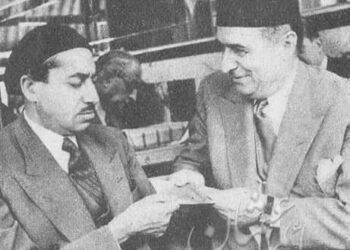 نجيب محفوظ والخمس جنيهات