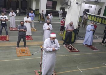 المسجد الكبير فى العلو بالمحلة يستقبل المصلين بعد اغلاق دام ثلاثة شهور