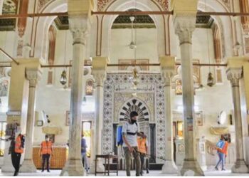 تطهير وتعقيم المساجد بالتعاون بين “الأوقاف” و”الشباب والرياضة”