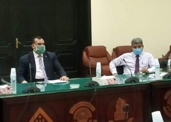 فى اجتماع مجلس أمناء تعليم مدينة السادات