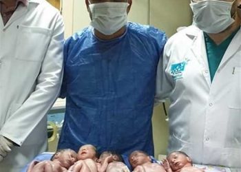 سيده تنجب 5 توأم بعمليه قيصريه ناجحه بالغردقه