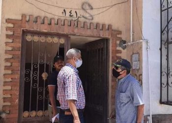 حي الضواحي :أزاله مخالفات أبراج الحمام وعشش تربيه الدواجن والكلاب فوق أسطح العمارات بنطاق الحى