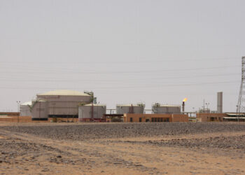 الجيش الوطني الليبي يبدأ بتامين منطقة الهلال النفطى