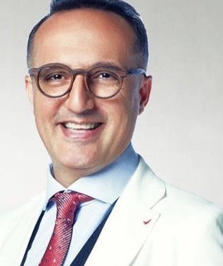 اول تعليق للإعلامي شريف مدكور على قرارات رئيس الوزراء