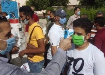 إقبال الطلاب على لجان امتحان الإنجليزي في ثاني أيام الثانويه العامة