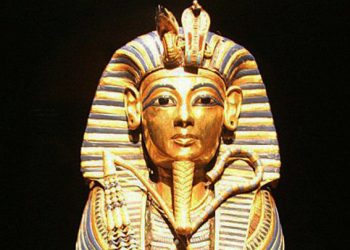 لغز الملك توت