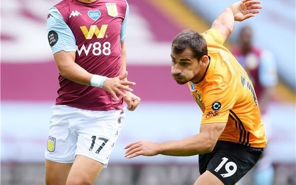 وولفرهامبتون يتخطى أستون فيلا في الدوري الإنجليزي