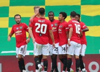 مانشستر يونايتد يصعد لدور نصف النهائي بالفوز على نوريتش في أشواط إضافية