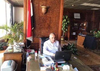 وزير الري يجتمع بوكلاء الوزاره في جميع المحافظات