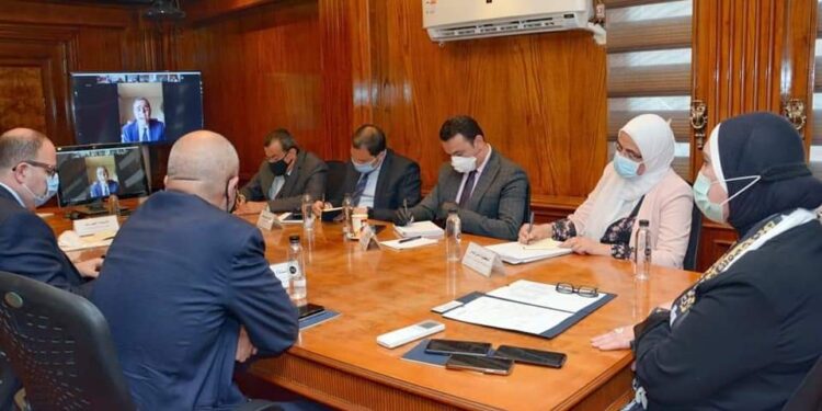 نيفين جامع تشارك فى الاجتماع الاول للمجلس التصديرى للصناعات الكيماوية بعد اعادة تشكيله