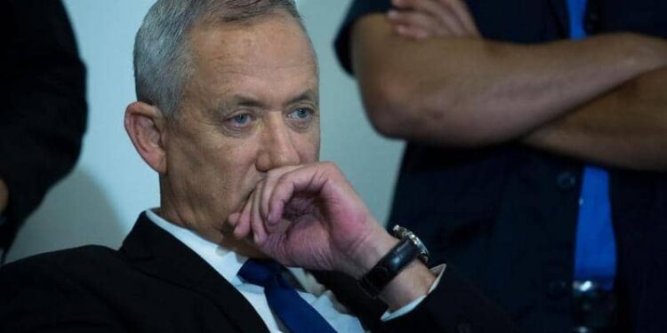 اصابة وزير الدفاع الاسرائيلى بفيروس كورونا