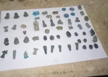 ضبط 402 قطعة اثارفى قبضة مباحث ابوكبير بالشرقية