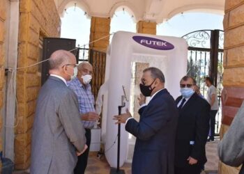 بيومي يتفقد قاعات الإمتحانات بأول أيام الفصل الدراسي الثاني بجامعة مدينة السادات.