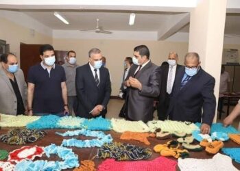 محافظ سوهاج يتفقد مركز التدريب المهني بطهطا خلال جولته التفقدية بمركز طهطا