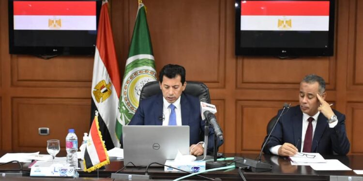 “صبحى “يشهد افتتاح اجتماع مجلس وزراء الشباب والرياضة العرب في دورته ال “٤٣” بالفيديو كونفرنس