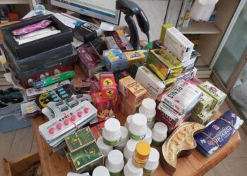 ضبط ١٩٨٩ عبوة أدوية مخدرة ومستلزمات مخالفة بحملة مكبرة بالشرقية