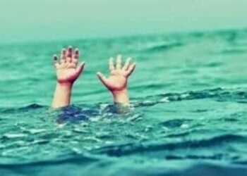 نفسي اسأل سؤال؟ ورد يابحر عليا