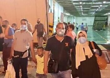 الوزير”يتابع وصول 279 راكب مصري لميناء نويبع البحري من المصريين العائدين من المملكة الأردنية