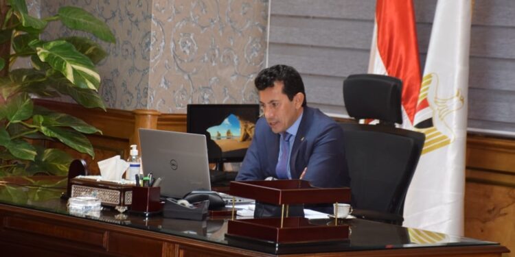 أشرف صبحى” تناقش مع ممثلي صندوق الأمم المتحدة للسكان الخطة المبدئية لأندية السكان فى العام المالي الجديد