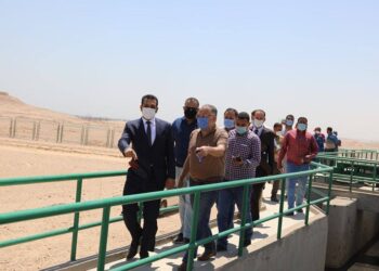 حازم عمر : وجولة لتفقد محطة معالجة الصرف الصحي بمدينة فرشوط