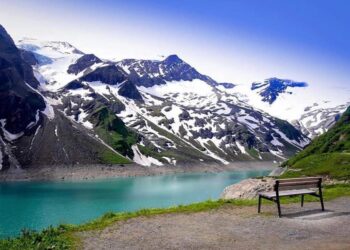 بـ4 لوحات عالمية.. أميرة الهاشم تشارك في معرض أمستردام للصور 2020