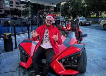 بغدات جوربانوف: اعمل بجانب عملي كي دي جي في تدريبات اللياقة البدنية واجد رابط كبير بينهم