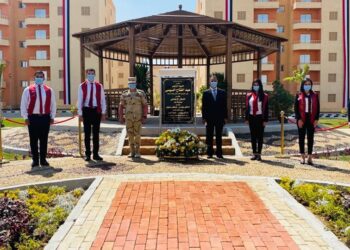 بحضور رئيس الجمهورية طلاب جامعة عين شمس يشاركون في إفتتاحات المشروعات القومية