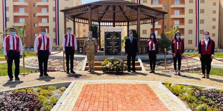 بحضور رئيس الجمهورية طلاب جامعة عين شمس يشاركون في إفتتاحات المشروعات القومية