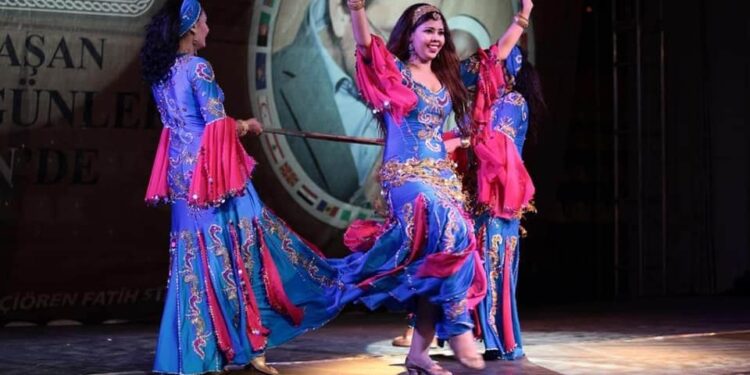 ليله من ألف ليلة وليلة على مسرح عبدالوهاب مع الفرقه القومية لفنون الشعبيه