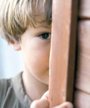 كيف نربي أبناءنا؟؟ الخجـــــــل