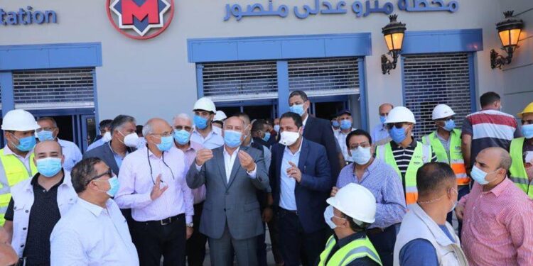 كامل الوزير : يتابع الاستعدادات النهائية لمحطات المرحلة الرابعة للخط الثالث لمترو الأنفاق