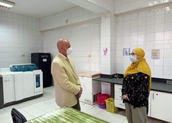 متابعة سير العمل بالمعمل الإقليمي المشترك وأعمال التطوير بحميات الزقازيق