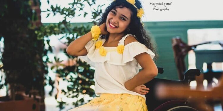 ملاك على كرسي متحرك