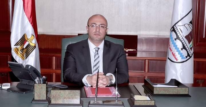 محافظ بني سويف يتابع مستجدات تفعيل قانون التصالح