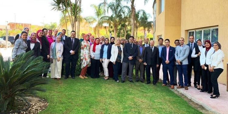 كلية العلاج الطبيعى بجامعة بدر تفتح العيادات للمرضى مجاناً.