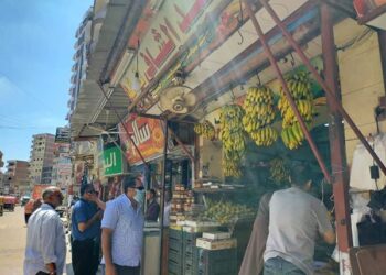 حملة غلق وتشميع المحال التجاريه المخالفه بمدينة قلين