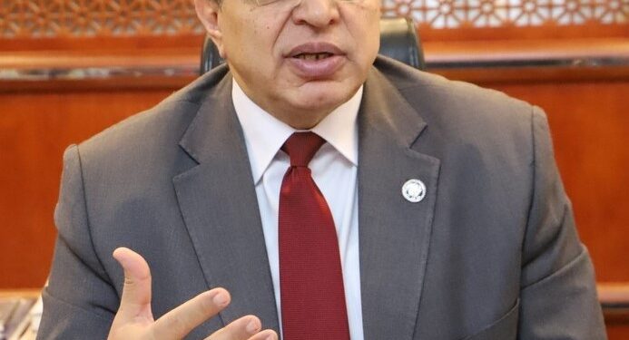 سعفان : 23 يوليو إجازة مدفوعة الأجر للعاملين بالقطاع الخاص