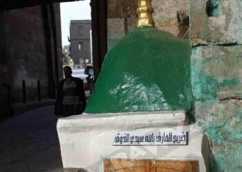 ( الذوق مخرجش من مصر ، ولكن مات حزين علي بابها )