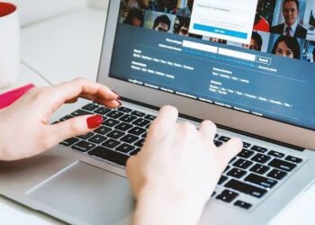 وظائف و مواهب من رحم الازمات