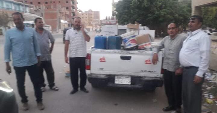 الفيـــــوم : ضبــط بنزين 80 بإحدى المحلات التجارية قبل بيعهم فى السوق السوداء وبويات منتهية الصلاحيه بأحد المحلات بطاميه