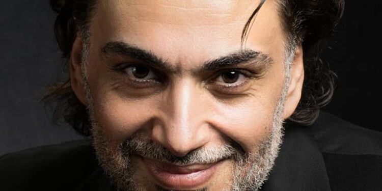 مصطفى عذاب يستعد لرصد وجوه النجوم بالجونة السينمائي