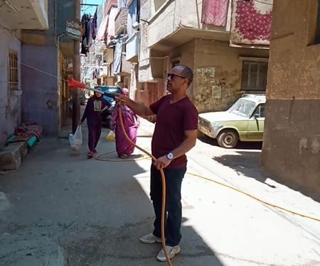 لليوم الثالث حزب مستقبل وطن أول طنطا والحى يواصلان تطهير وتعقيم شوارع العجيزى
