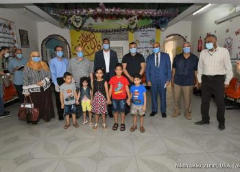 ايمن مختار  يزور عدد من دور الرعاية لمشاركتهم في العيد