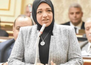 فى غياب المحليات كشافات الاناره تضىء ظلمات الحرمين